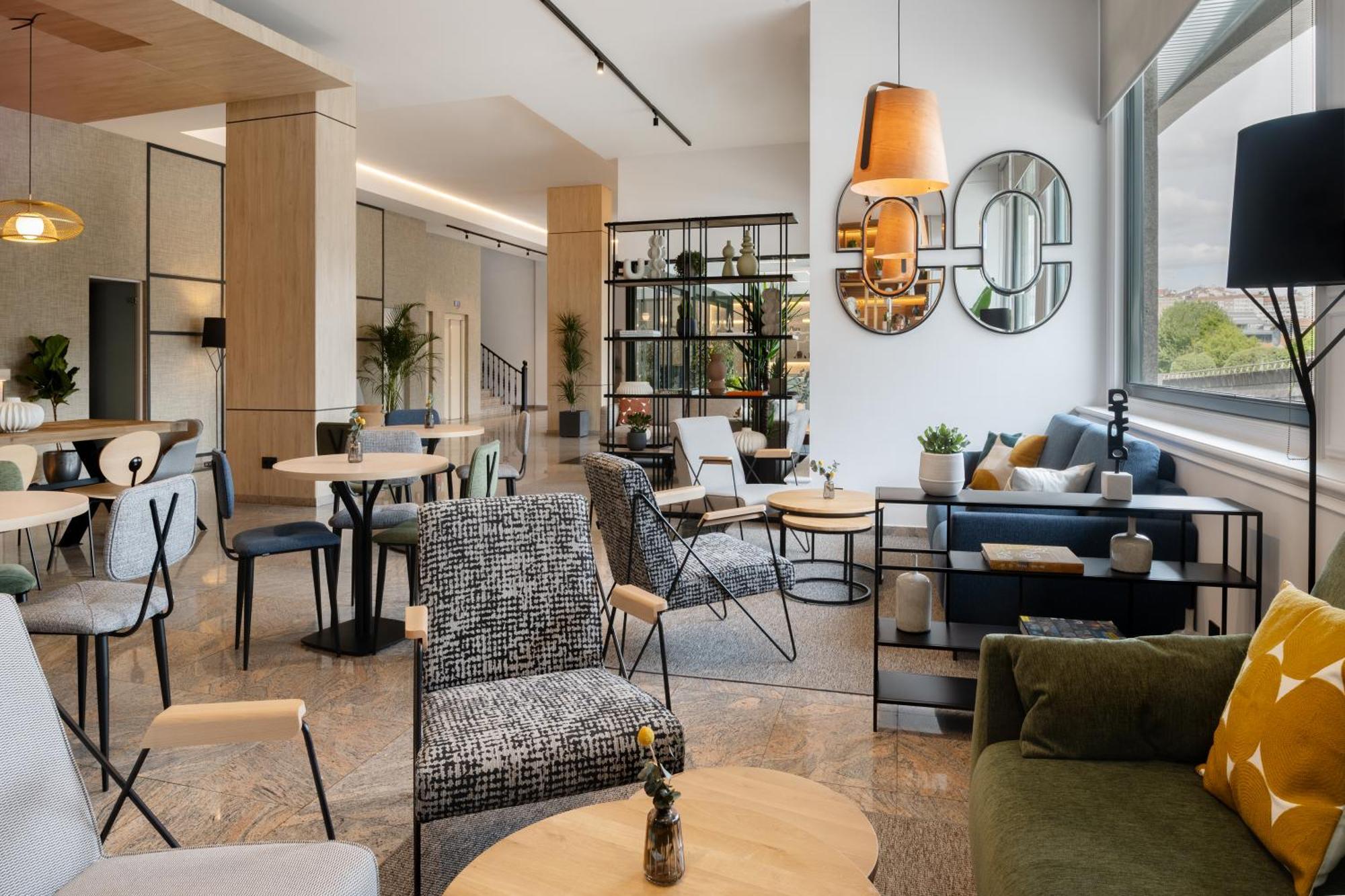 Hotel Santiago Plaza Affiliated By Melia Сантьяго-де-Компостела Экстерьер фото
